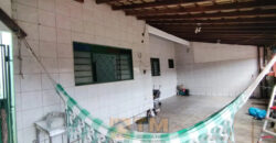 EXCELENTE CASA COM 3 QUARTOS, TODA NA LAJE, NO BAIRRO BOSQUE EM SÃO SEBASTIÃO DF.