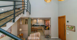 MARAVILHOSO SOBRADO COM 3 QUARTOS, NO CONDOMINIO QUINTAS DOS IPES, COM PISCINA, FINO ACABAMENTO, NO JARDIM BOTANICO DE BRASILIA!