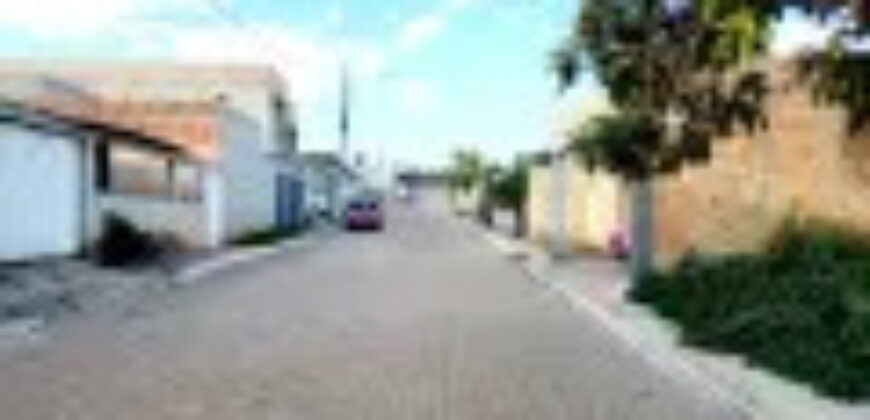 LOTE PLANO COM 200 METROS