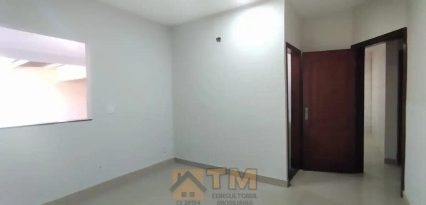 CASA DE ESQUINA NA QUADRA 301 DO BAIRRO RESIDENCIAL OESTE EM SÃO SEBASTIÃO DF.