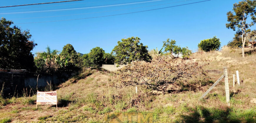 Você está em busca de construir um lar dos seus sonhos? Não procure mais! Temos um excelente Lote para você e sua família no condomínio Ouro Vermelho II muito bem localizado.