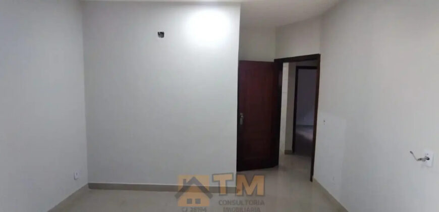 CASA DE ESQUINA NA QUADRA 301 DO BAIRRO RESIDENCIAL OESTE EM SÃO SEBASTIÃO DF.