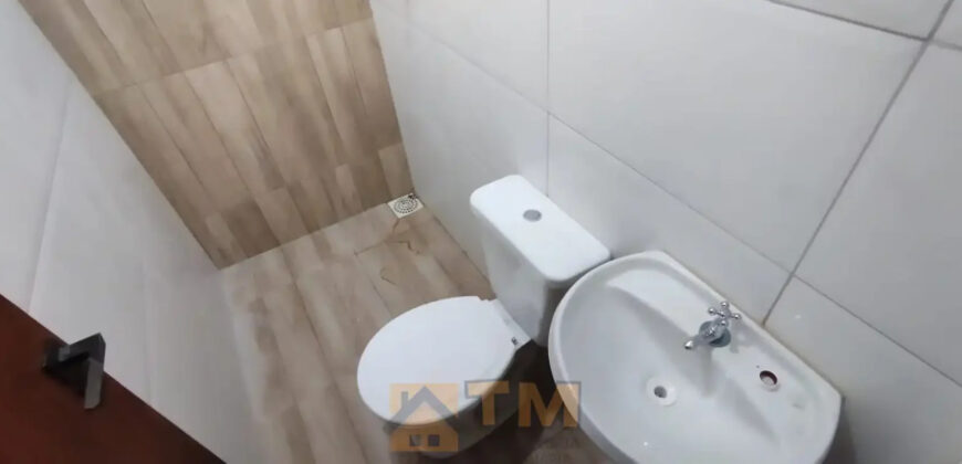 CASA DE ESQUINA NA QUADRA 301 DO BAIRRO RESIDENCIAL OESTE EM SÃO SEBASTIÃO DF.