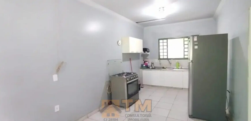 EXCELENTE CASA COM 3 QUARTOS, TODA NA LAJE, NO BAIRRO BOSQUE EM SÃO SEBASTIÃO DF.