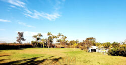 Maravilhosa Chácara com piscina, churrasqueira, uma Linda Vista, projeto de Jardinagem, no Bairro Capão Cumprido em São Sebastião/DF.