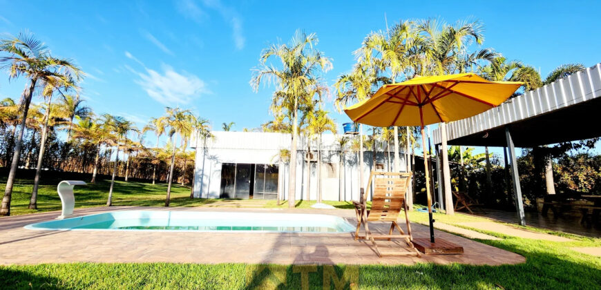 Maravilhosa Chácara com piscina, churrasqueira, uma Linda Vista, projeto de Jardinagem, no Bairro Capão Cumprido em São Sebastião/DF.