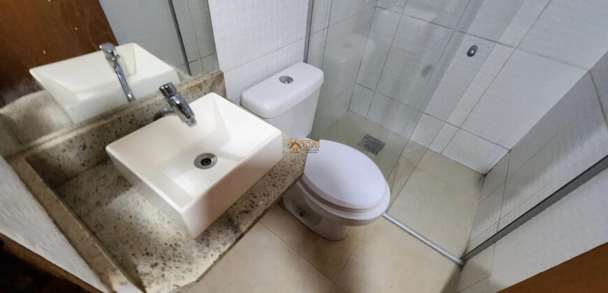 EXCELENTE CASA COM 3 QUARTOS, SUITE, NA LAJE, ESQUINA NA RUA DO MERCADO UNIÃO, EM SÃO SEBASTIÃO/DF.