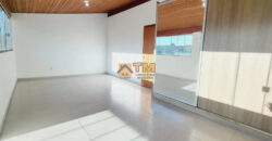 INVESTIR OU MORAR, APARTAMENTO COM 4 SUITES, MAIS UMA CASA DE 2 QUARTOS, BEM LOCALIZADO, COM FINO ACABAMENTO, CONFORTO DE UM LAR! ARMÁRIOS PLANEJADOS, BEM NO INICIO DA CIDADE, NO BAIRRO RESIDENCIAL OESTE, EM SÃO SEBASTIÃO/DF.