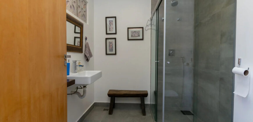 MARAVILHOSO SOBRADO COM 3 QUARTOS, NO CONDOMINIO QUINTAS DOS IPES, COM PISCINA, FINO ACABAMENTO, NO JARDIM BOTANICO DE BRASILIA!