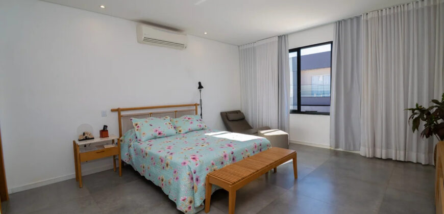 MARAVILHOSO SOBRADO COM 3 QUARTOS, NO CONDOMINIO QUINTAS DOS IPES, COM PISCINA, FINO ACABAMENTO, NO JARDIM BOTANICO DE BRASILIA!