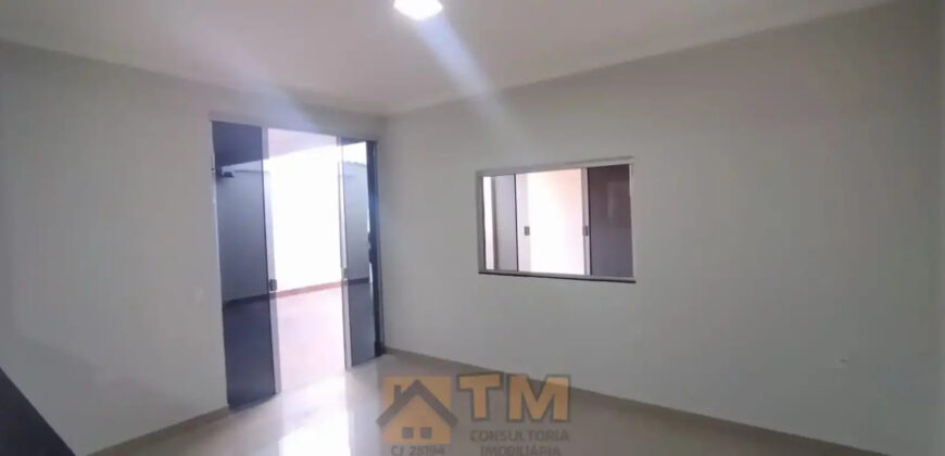 CASA DE ESQUINA NA QUADRA 301 DO BAIRRO RESIDENCIAL OESTE EM SÃO SEBASTIÃO DF.