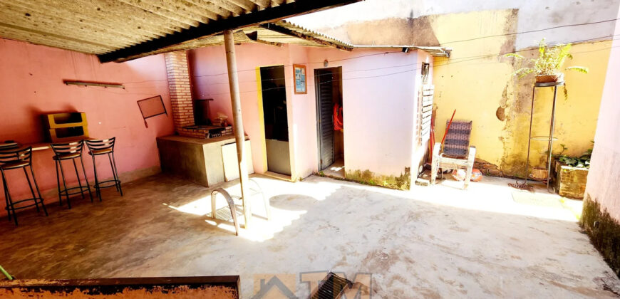 EXCELENTE CASA COM 3 QUARTOS, SUITE, TODA NA LAJE, NO BAIRRO CENTRO EM SÃO SEBASTIÃO/DF. – ACEITA CASA DE MENOR