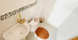 INVESTIR OU MORAR, APARTAMENTO COM 4 SUITES, MAIS UMA CASA DE 2 QUARTOS, BEM LOCALIZADO, COM FINO ACABAMENTO, CONFORTO DE UM LAR! ARMÁRIOS PLANEJADOS, BEM NO INICIO DA CIDADE, NO BAIRRO RESIDENCIAL OESTE, EM SÃO SEBASTIÃO/DF.