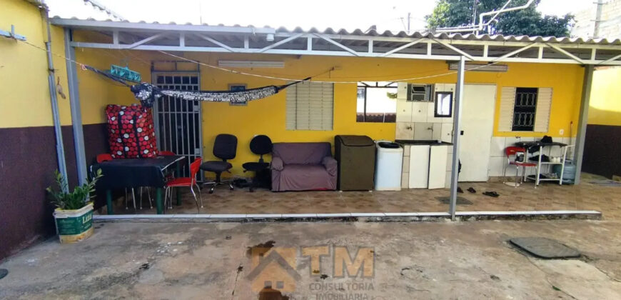 CASA NO BAIRRO SÃO GABRIEL NO JARDIM BOTÂNICO DF.