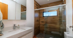 MARAVILHOSO SOBRADO COM 3 QUARTOS, NO CONDOMINIO QUINTAS DOS IPES, COM PISCINA, FINO ACABAMENTO, NO JARDIM BOTANICO DE BRASILIA!