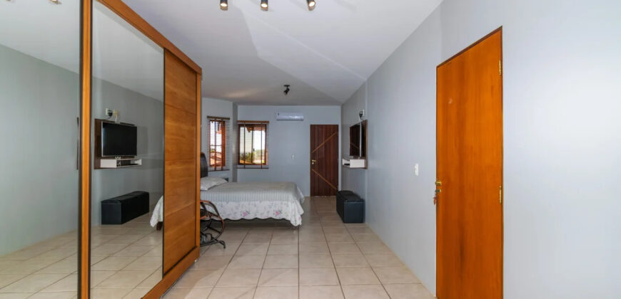 OPORTUNIDADE DE MORAR EM UNS DOS MELHORES CONDOMINIOS DO JARDIM BOTANICO, BEM LOCALIZADO, COM INFRAESTRUTURA E LAZER DE QUALIDADE!