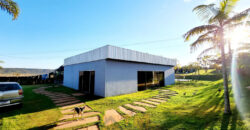 Maravilhosa Chácara com piscina, churrasqueira, uma Linda Vista, projeto de Jardinagem, no Bairro Capão Cumprido em São Sebastião/DF.