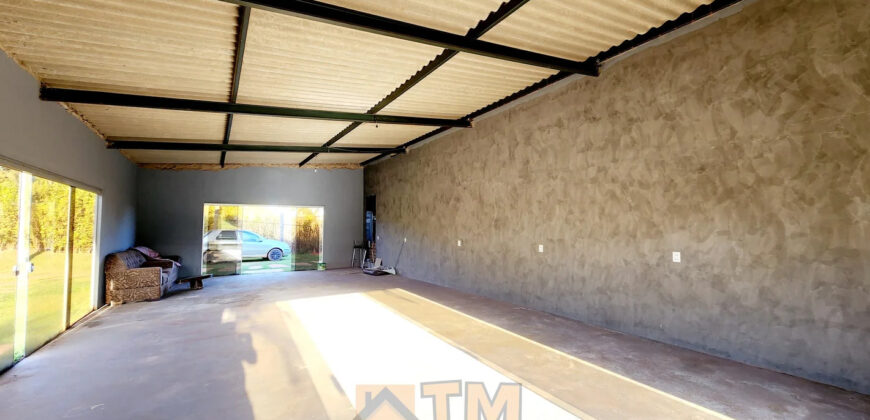 Maravilhosa Chácara com piscina, churrasqueira, uma Linda Vista, projeto de Jardinagem, no Bairro Capão Cumprido em São Sebastião/DF.