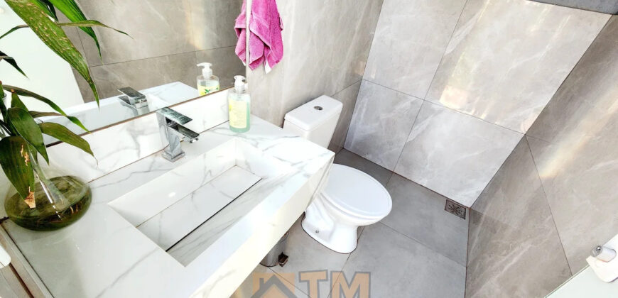 Maravilhosa Chácara com piscina, churrasqueira, uma Linda Vista, projeto de Jardinagem, no Bairro Capão Cumprido em São Sebastião/DF.