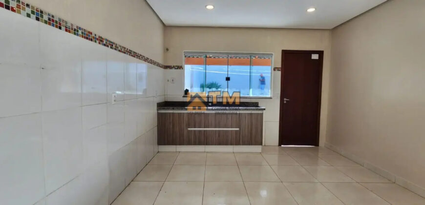 INVESTIR OU MORAR, APARTAMENTO COM 4 SUITES, MAIS UMA CASA DE 2 QUARTOS, BEM LOCALIZADO, COM FINO ACABAMENTO, CONFORTO DE UM LAR! ARMÁRIOS PLANEJADOS, BEM NO INICIO DA CIDADE, NO BAIRRO RESIDENCIAL OESTE, EM SÃO SEBASTIÃO/DF.