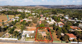 CASA COM 3 QUARTOS, SUITE, NA LAJE, LOTÃO DE 1250 METROS, NO CONDOMINIO MANSÕES BRAUNA, NO JARDIM BOTANICO DE BRASILIA/DF