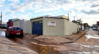EXCELENTE CASA COM 3 QUARTOS, SUITE, NA LAJE, ESQUINA NA RUA DO MERCADO UNIÃO, EM SÃO SEBASTIÃO/DF.