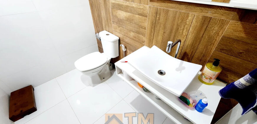 EXCELENTE CASA COM 2 QUARTOS, NO CONDOMINIO QUINTAS DOS IPES, JARDIM BOTANICO DE BRASILIA!