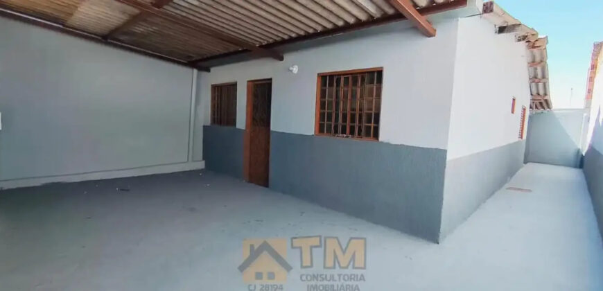 CASA NA QUADRA 205 DO BAIRRO RESIDENCIAL OESTE EM SÃO SEBASTIÃO DF.