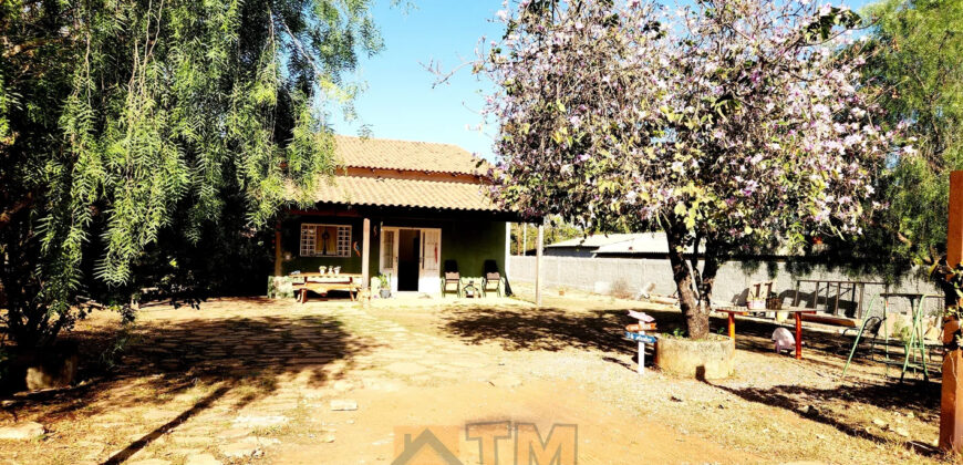 Para quem buscar lugar tranquilo, em contato com a natureza, local para plantar, morar em uma área totalmente fechada, com fácil acesso, em Nova Betânia.