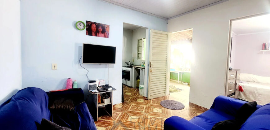 CASA NA QUADRA 304 DO BAIRRO RESIDENCIAL OESTE EM SÃO SEBASTIÃO DF