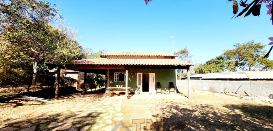 Para quem buscar lugar tranquilo, em contato com a natureza, local para plantar, morar em uma área totalmente fechada, com fácil acesso, em Nova Betânia.