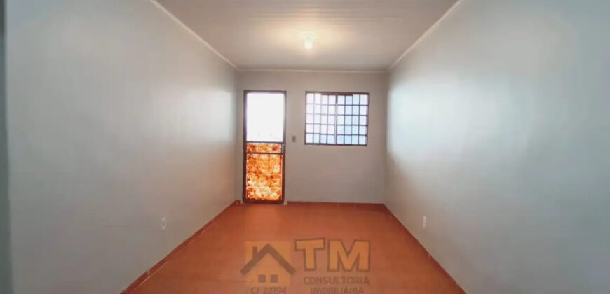 CASA NA QUADRA 205 DO BAIRRO RESIDENCIAL OESTE EM SÃO SEBASTIÃO DF.