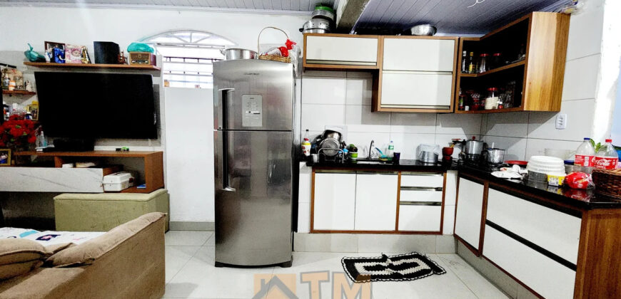 CASA COM 3 QUARTOS, BAIRRO MORRO AZUL NA ENTRADA DA CIDADE, SÃO SEBASTIÃO/DF.,