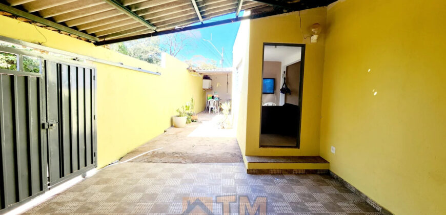 EXCELENTE CASA COM 3 QUARTOS, SUITE, NA LAJE, ESQUINA NA RUA DO MERCADO UNIÃO, EM SÃO SEBASTIÃO/DF.