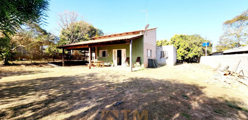 Para quem buscar lugar tranquilo, em contato com a natureza, local para plantar, morar em uma área totalmente fechada, com fácil acesso, em Nova Betânia.