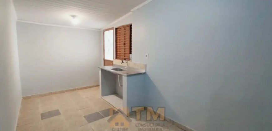 CASA NA QUADRA 205 DO BAIRRO RESIDENCIAL OESTE EM SÃO SEBASTIÃO DF.
