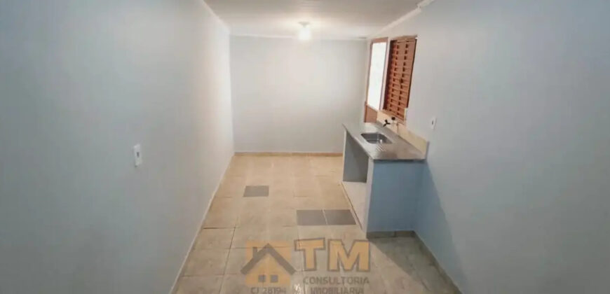 CASA NA QUADRA 205 DO BAIRRO RESIDENCIAL OESTE EM SÃO SEBASTIÃO DF.