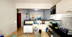 CASA COM 2 QUARTOS, COM FÁCIL ACESSO, NO CAPÃO CUMPRIDO EM, EM SÃO SEBASTIÃO/DF.