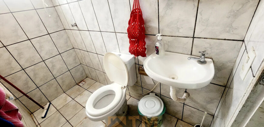 CASA NA QUADRA 304 DO BAIRRO RESIDENCIAL OESTE EM SÃO SEBASTIÃO DF