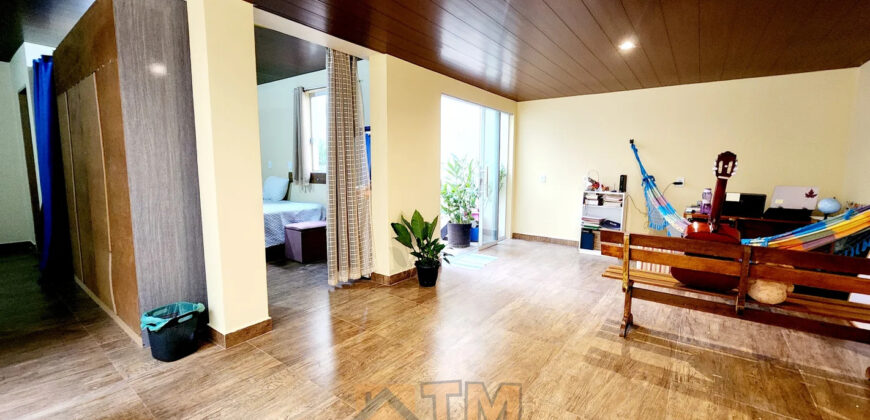 EXCELENTE CASA COM 2 QUARTOS, NO CONDOMINIO QUINTAS DOS IPES, JARDIM BOTANICO DE BRASILIA!