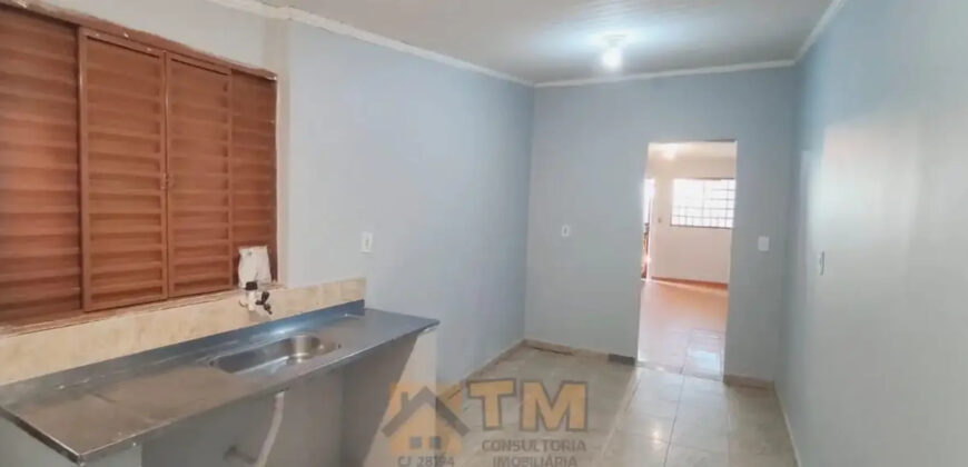 CASA NA QUADRA 205 DO BAIRRO RESIDENCIAL OESTE EM SÃO SEBASTIÃO DF.