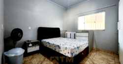 CASA COM 2 QUARTOS, COM FÁCIL ACESSO, NO CAPÃO CUMPRIDO EM, EM SÃO SEBASTIÃO/DF.