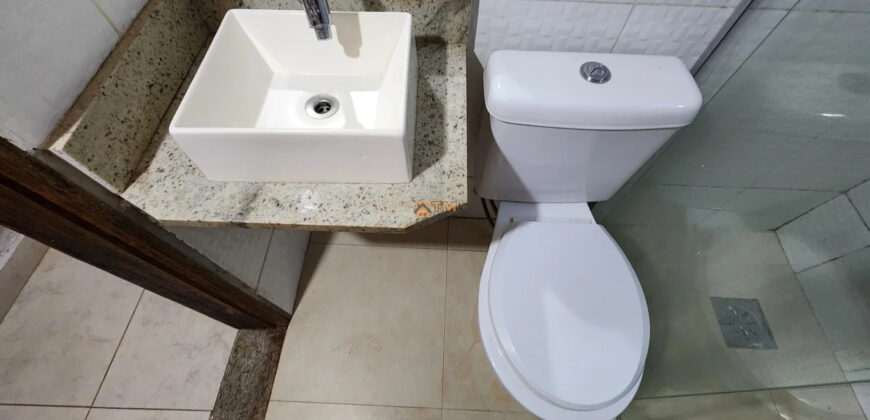 EXCELENTE CASA COM 3 QUARTOS, SUITE, NA LAJE, ESQUINA NA RUA DO MERCADO UNIÃO, EM SÃO SEBASTIÃO/DF.