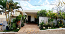 EXCELENTE CASA COM 2 QUARTOS, NO CONDOMINIO QUINTAS DOS IPES, JARDIM BOTANICO DE BRASILIA!