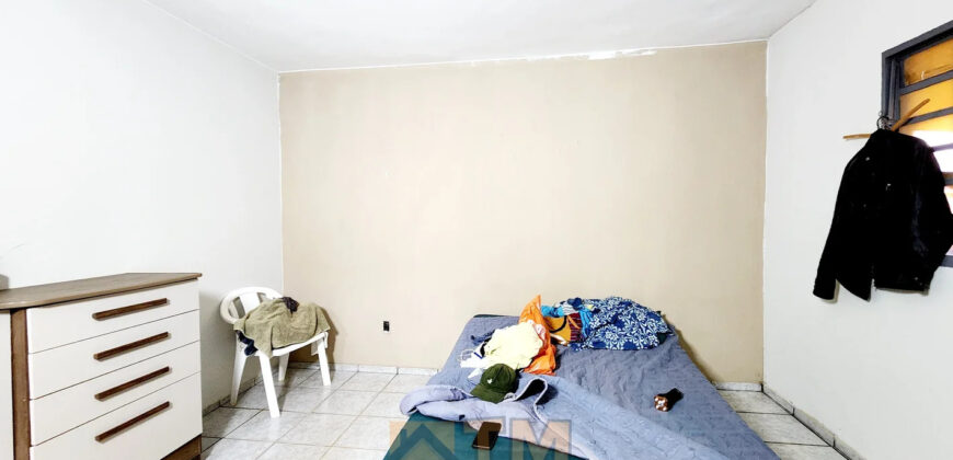 EXCELENTE CASA COM 3 QUARTOS, SUITE, NA LAJE, ESQUINA NA RUA DO MERCADO UNIÃO, EM SÃO SEBASTIÃO/DF.