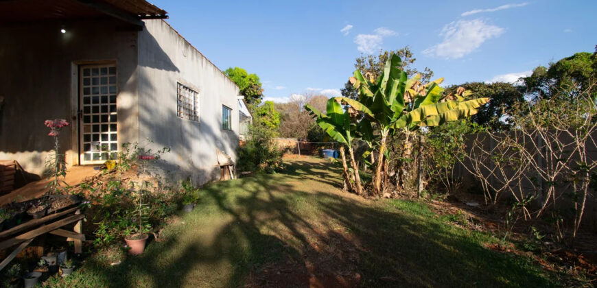 CASA COM 3 QUARTOS, SUITE, NA LAJE, LOTÃO DE 1250 METROS, NO CONDOMINIO MANSÕES BRAUNA, NO JARDIM BOTANICO DE BRASILIA/DF