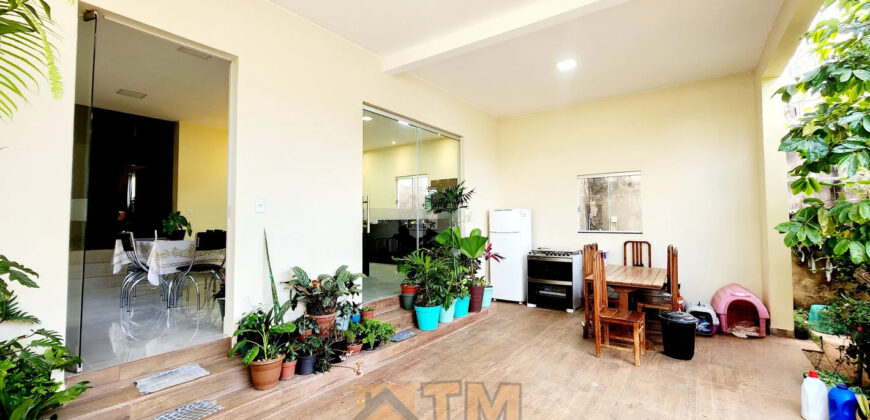 EXCELENTE CASA COM 2 QUARTOS, NO CONDOMINIO QUINTAS DOS IPES, JARDIM BOTANICO DE BRASILIA!