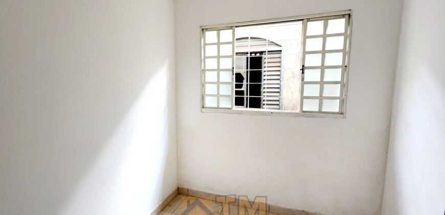 EXCELENTE CASA COM 3 QUARTOS, SUITE, NA LAJE, ESQUINA NA RUA DO MERCADO UNIÃO, EM SÃO SEBASTIÃO/DF.