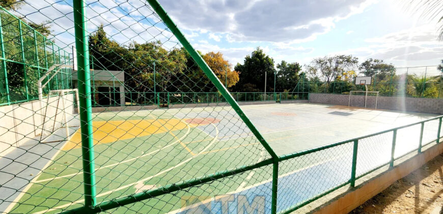 EXCELENTE CASA COM 2 QUARTOS, NO CONDOMINIO QUINTAS DOS IPES, JARDIM BOTANICO DE BRASILIA!