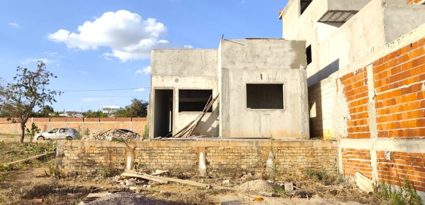 CASA NO CONDOMINIO PINHEIROS, NO JARDIM BOTANICO